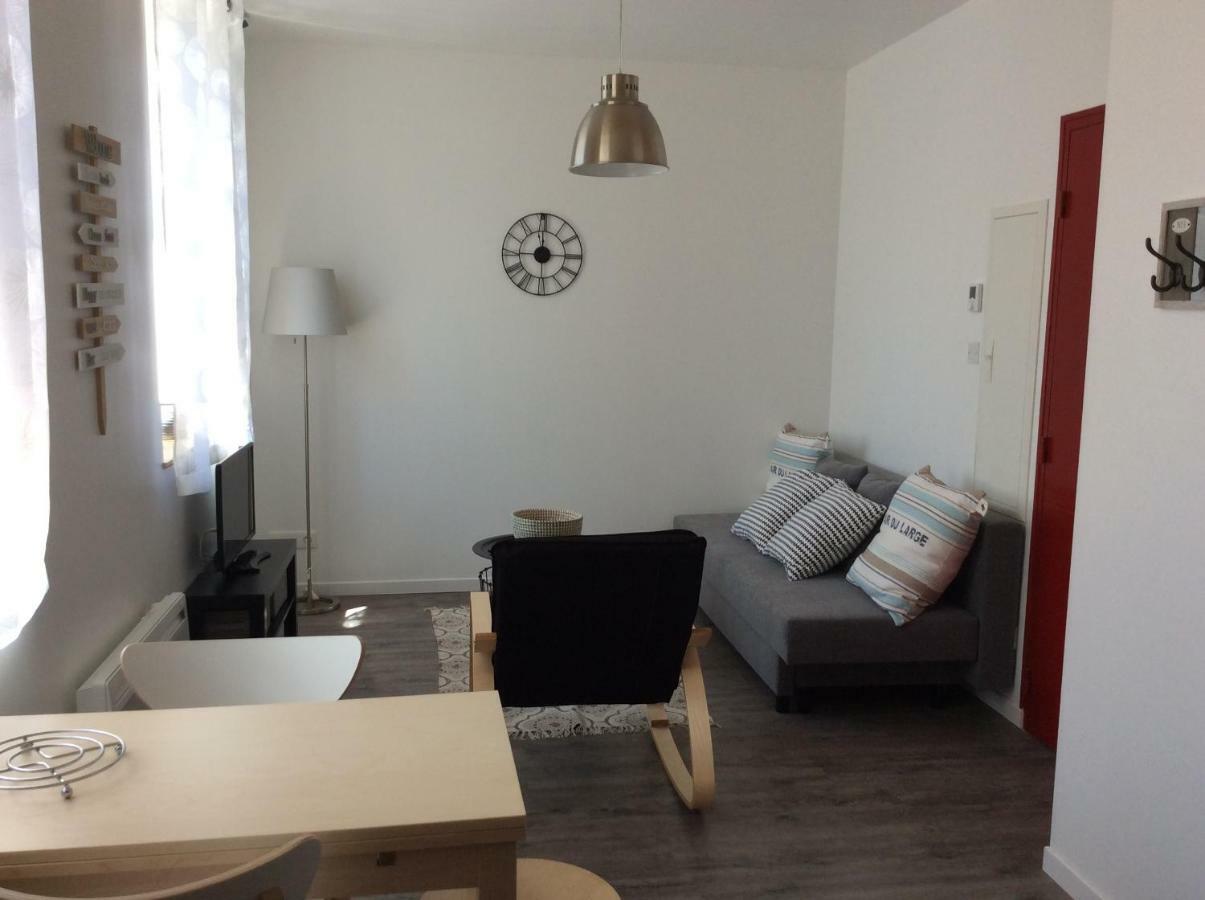 Le Dauphine 20M De La Plage 圣马洛 外观 照片